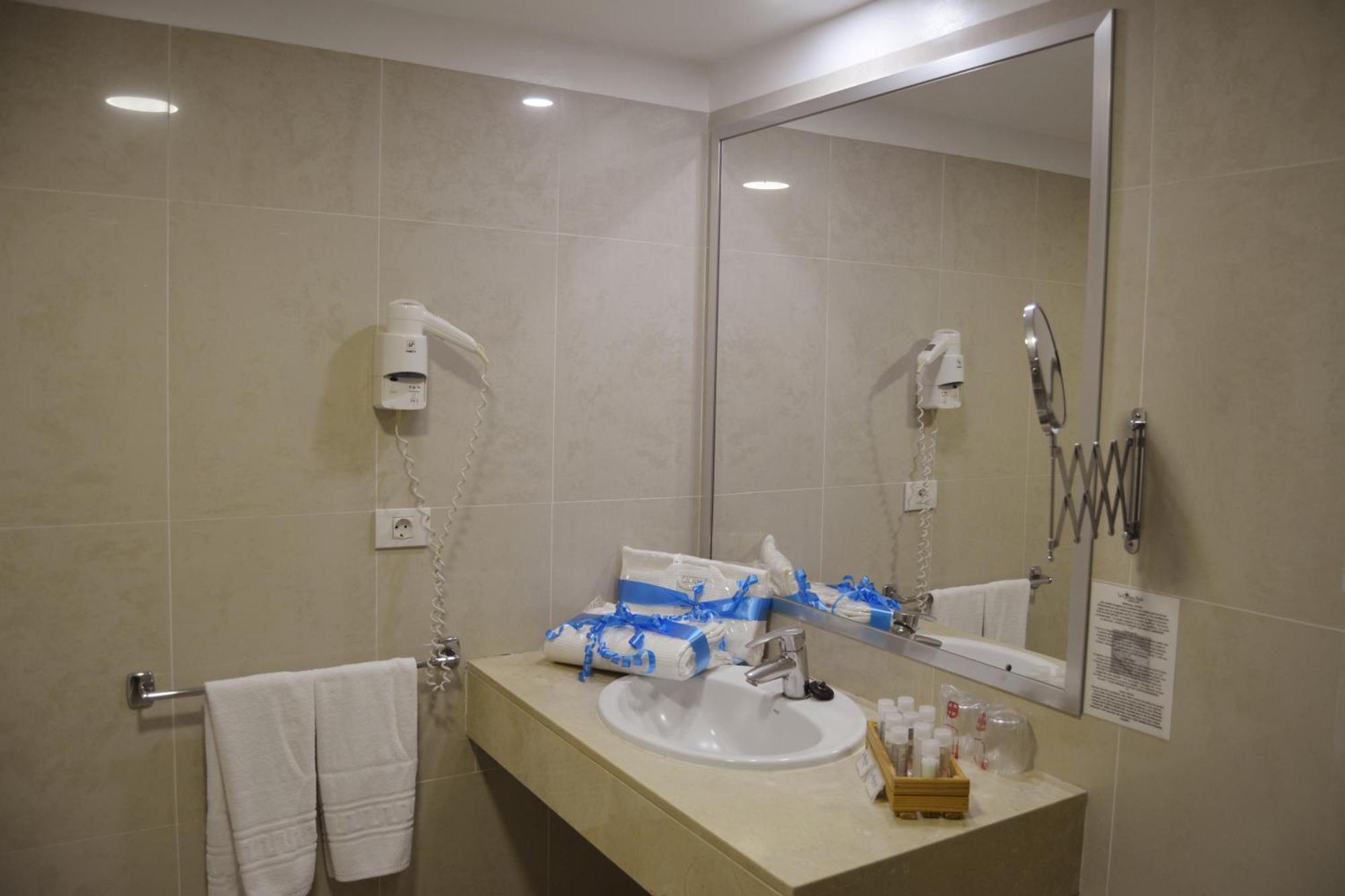 Rf La Quinta Park Suites Santa Úrsula Esterno foto