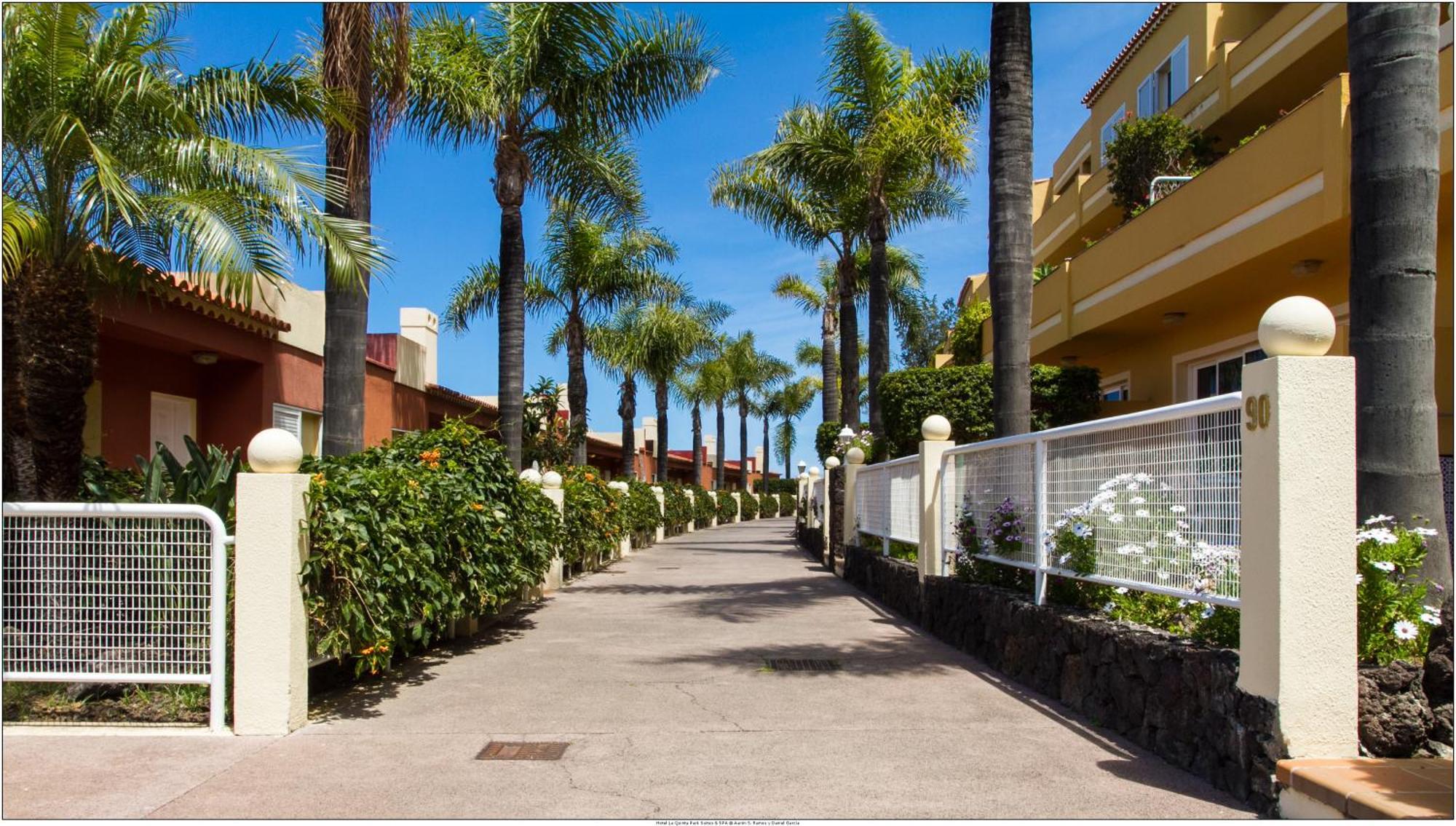 Rf La Quinta Park Suites Santa Úrsula Esterno foto