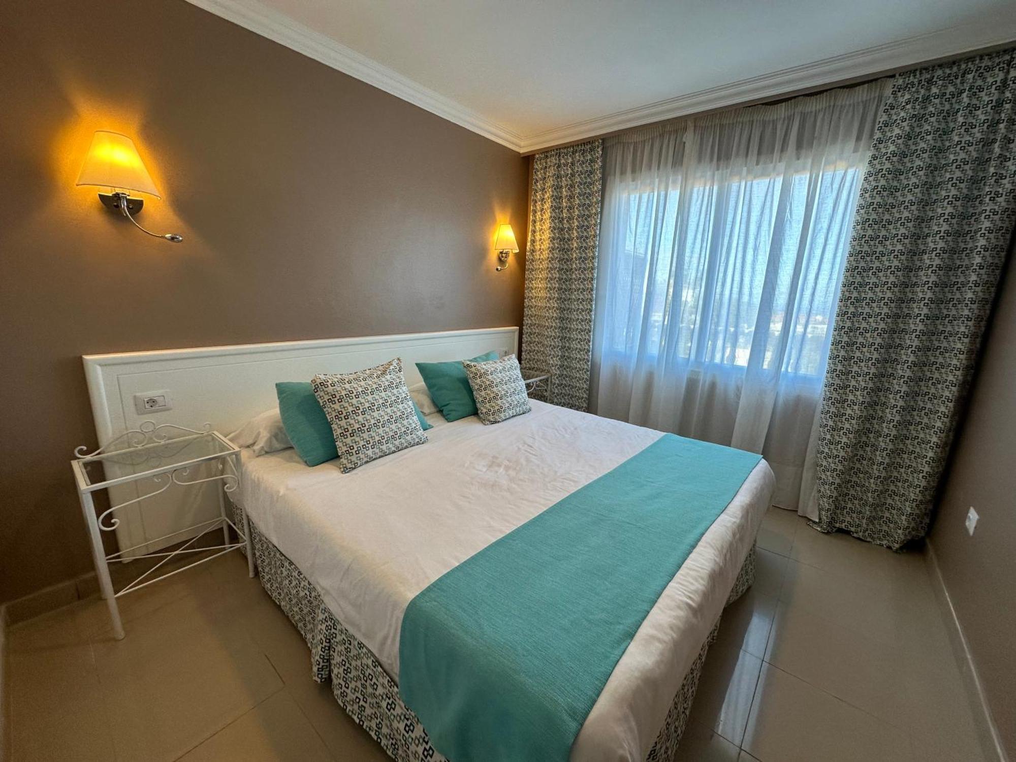 Rf La Quinta Park Suites Santa Úrsula Esterno foto