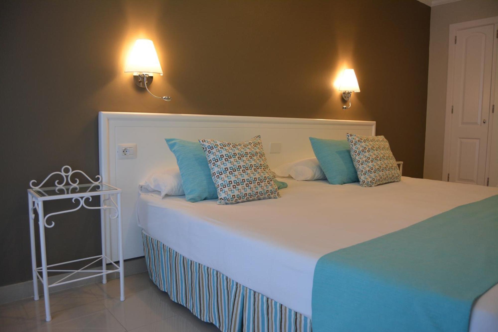 Rf La Quinta Park Suites Santa Úrsula Esterno foto